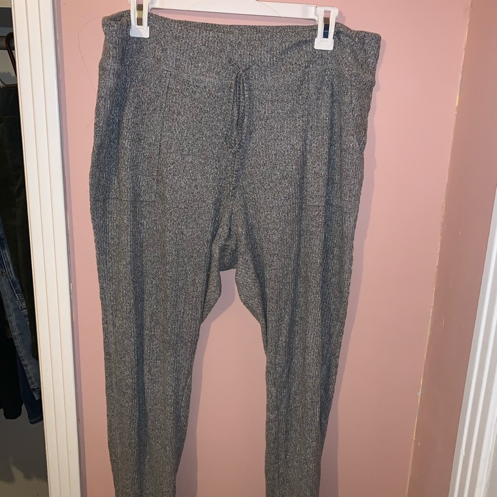 Aerie ribbed sleep leggings